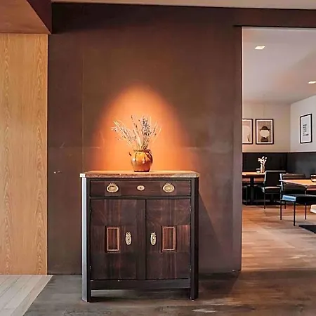 Arx Boutiquehotel 4* 슈라드밍