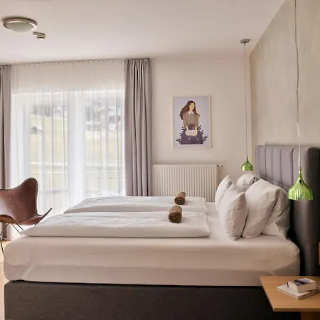 Arx Boutiquehotel 斯拉德明
