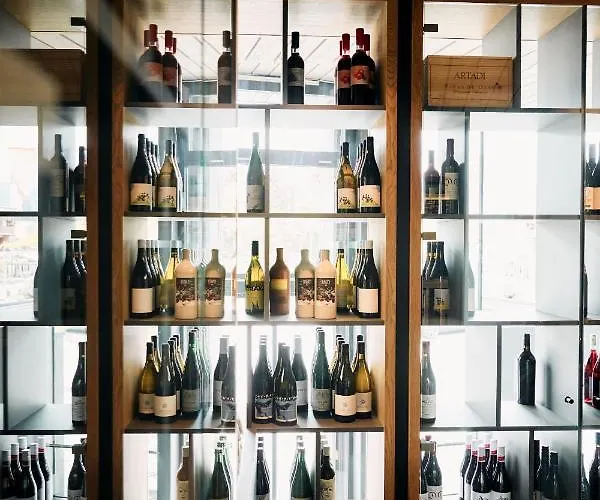 Arx فندق سخلادميخ